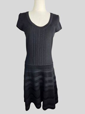 Nanette Lepore Black Ribbed Knit Dress M Fit & Flare Stretch Short Sleeve A-Line